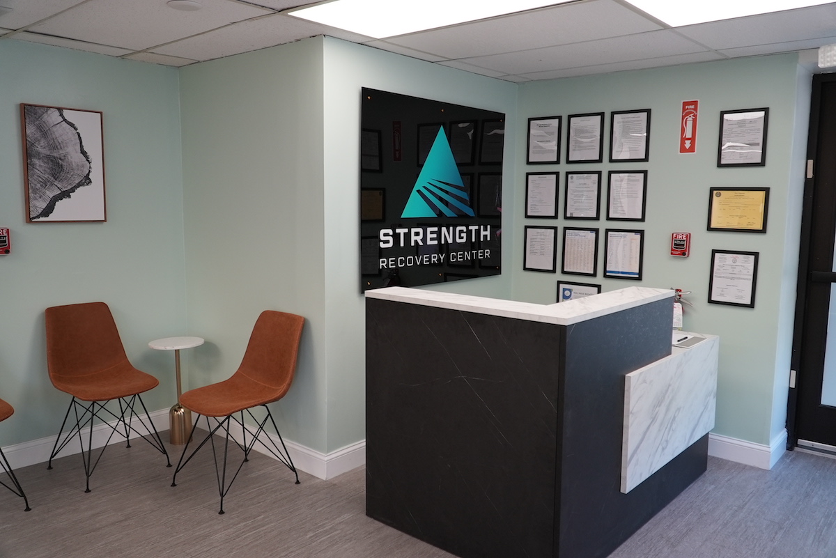 Effective Addiction Treatment in MA | Strength Recovery Center in Weymouth, MA | PHP IOP in MA