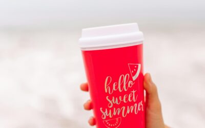 Staying Sober During the Summer: How to Navigate Parties, Vacations, and Social Pressure